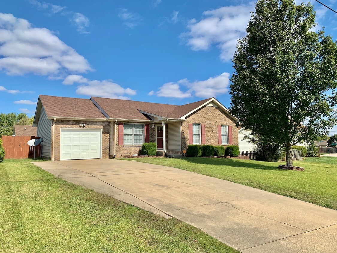 3247 Tabby Dr, Clarksville, TN 37042 House Rental in Clarksville, TN