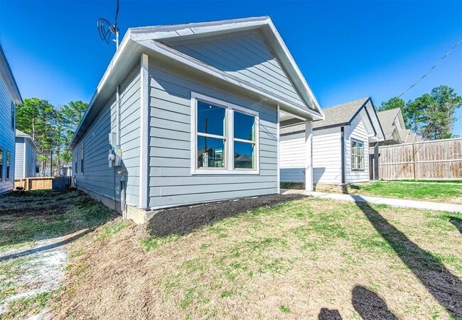 Building Photo - 16977 Glenheath St