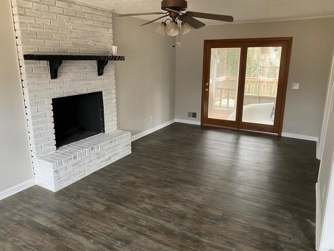 Foto del edificio - 506 Jefferson Dr