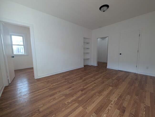 Foto del edificio - 1520 W Melrose St