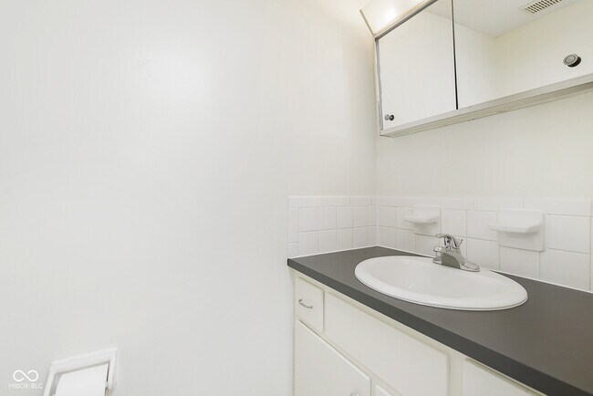 Foto del edificio - 114 Greenwood Trail N Dr