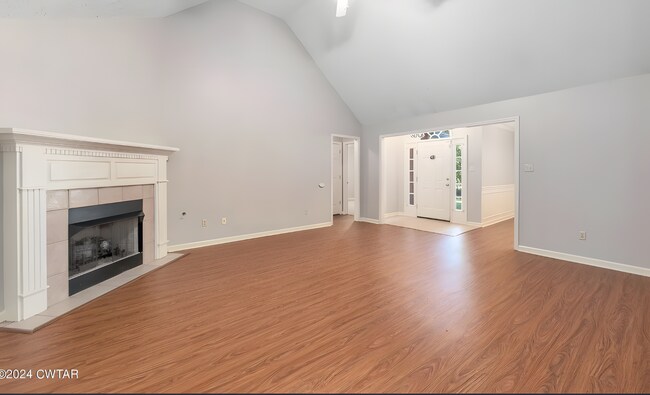 Building Photo - 70 Richfield Cv