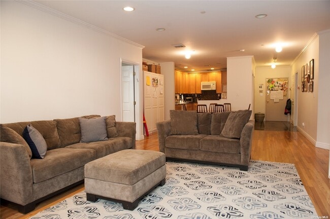 Building Photo - 1 Portico Ct