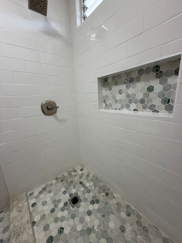 Building Photo - 1073 Loho St