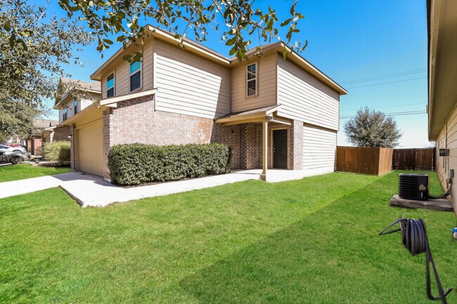 Building Photo - 10522 Goose Way