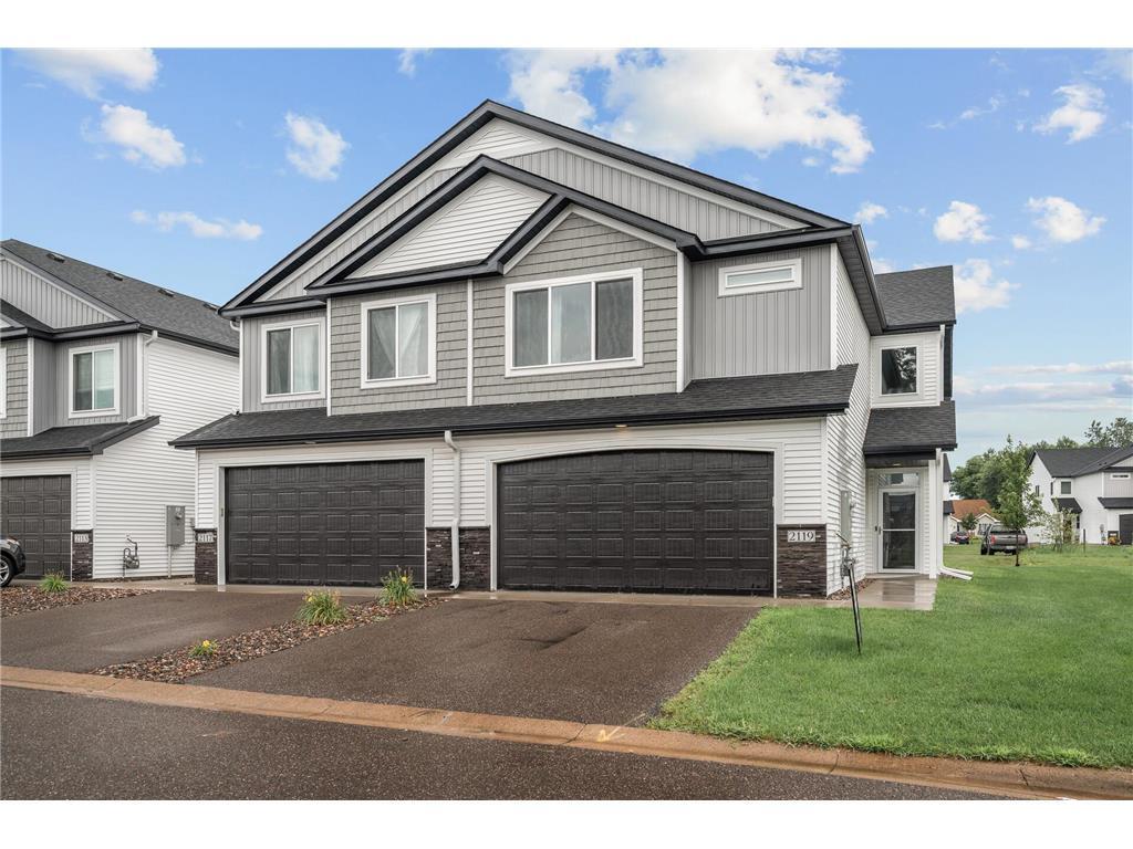 Primary Photo - 2117 Cleveland Ln S