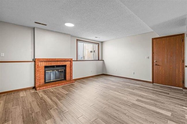 Building Photo - $1,250 | 2 Bedroom, 1 Bathroom Condo | No Pets | Available for Immediate Move In!