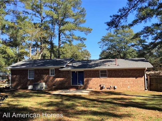 Building Photo - 1434 Berriedale Dr