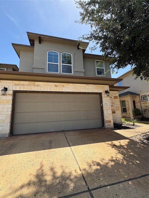 Primary Photo - 13400 Briarwick Dr