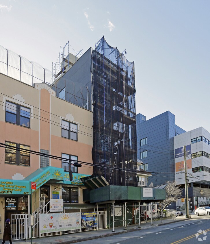 Foto del edificio - 340 Neptune Ave