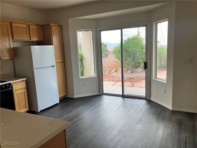 Foto del edificio - 3052 Monroe Park Rd