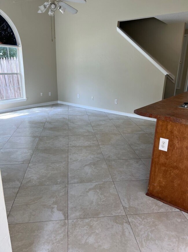 Foto del edificio - 3476 Two Sisters Wy