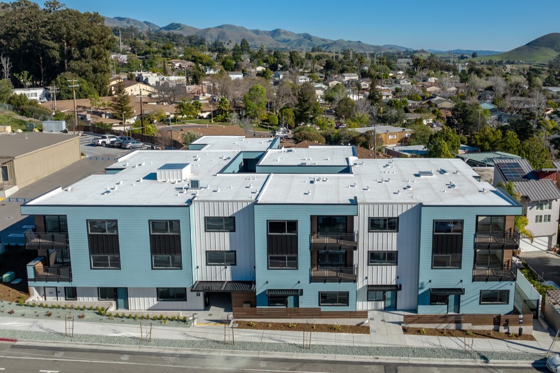 Primary Photo - Laurel Lane Apartments