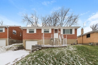 Building Photo - 5325 Plumridge Dr