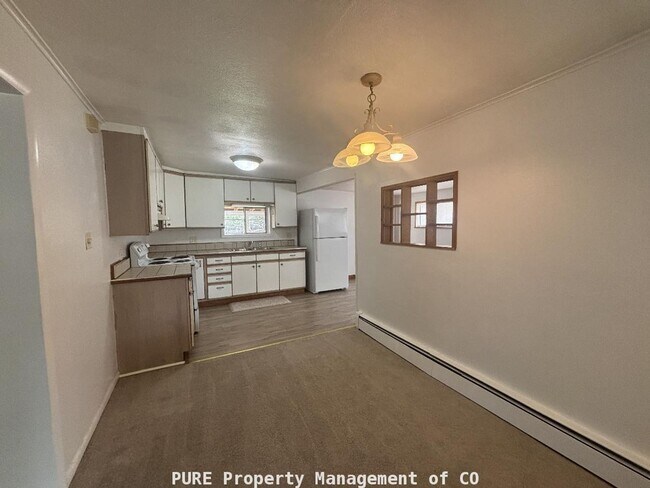 Foto del edificio - 1040 N Harlan St