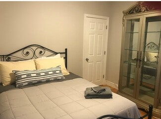 Building Photo - 86 Home Ave