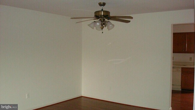 Foto del edificio - 10727 Gideon Ct