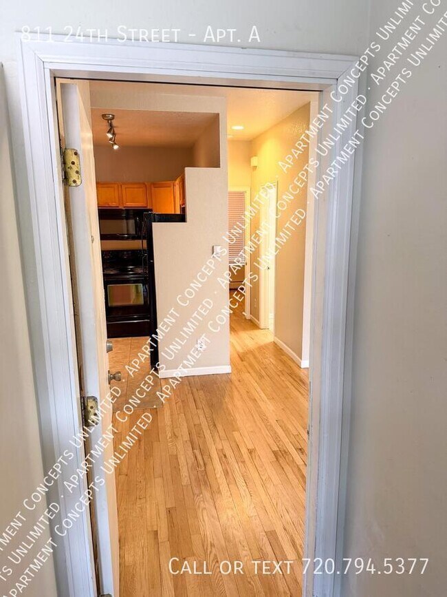 Photo - 811 24th St Apartment