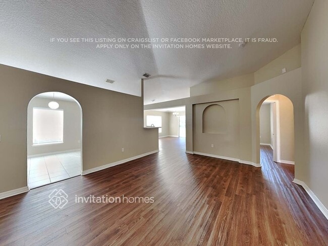 Foto del edificio - 527 Stonewall Ave