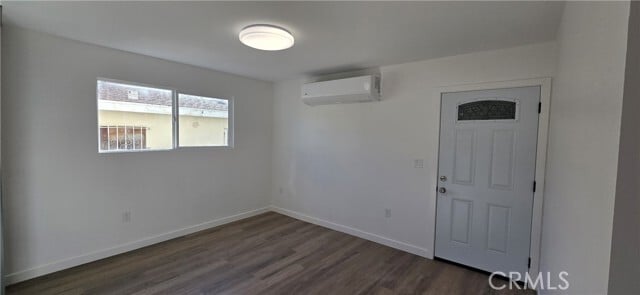 Building Photo - 1428 E 54th St