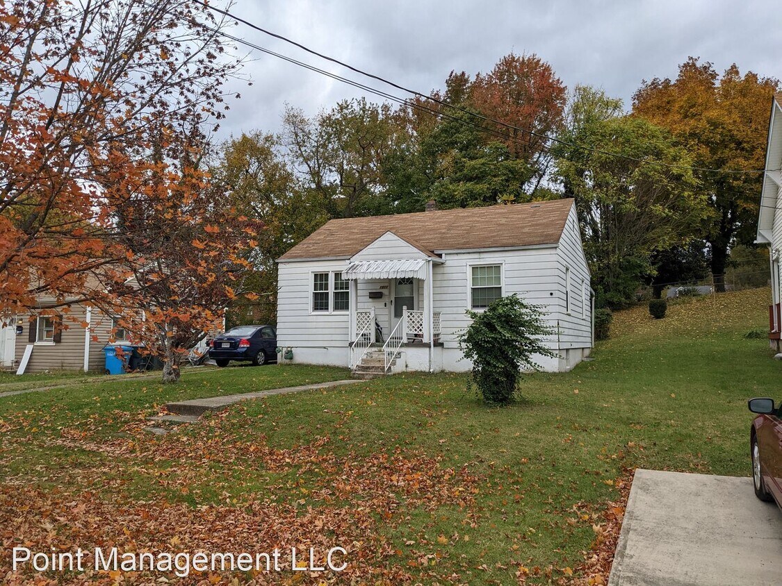 Primary Photo - 2 br, 1 bath House - 1511 Rugby Blvd NW