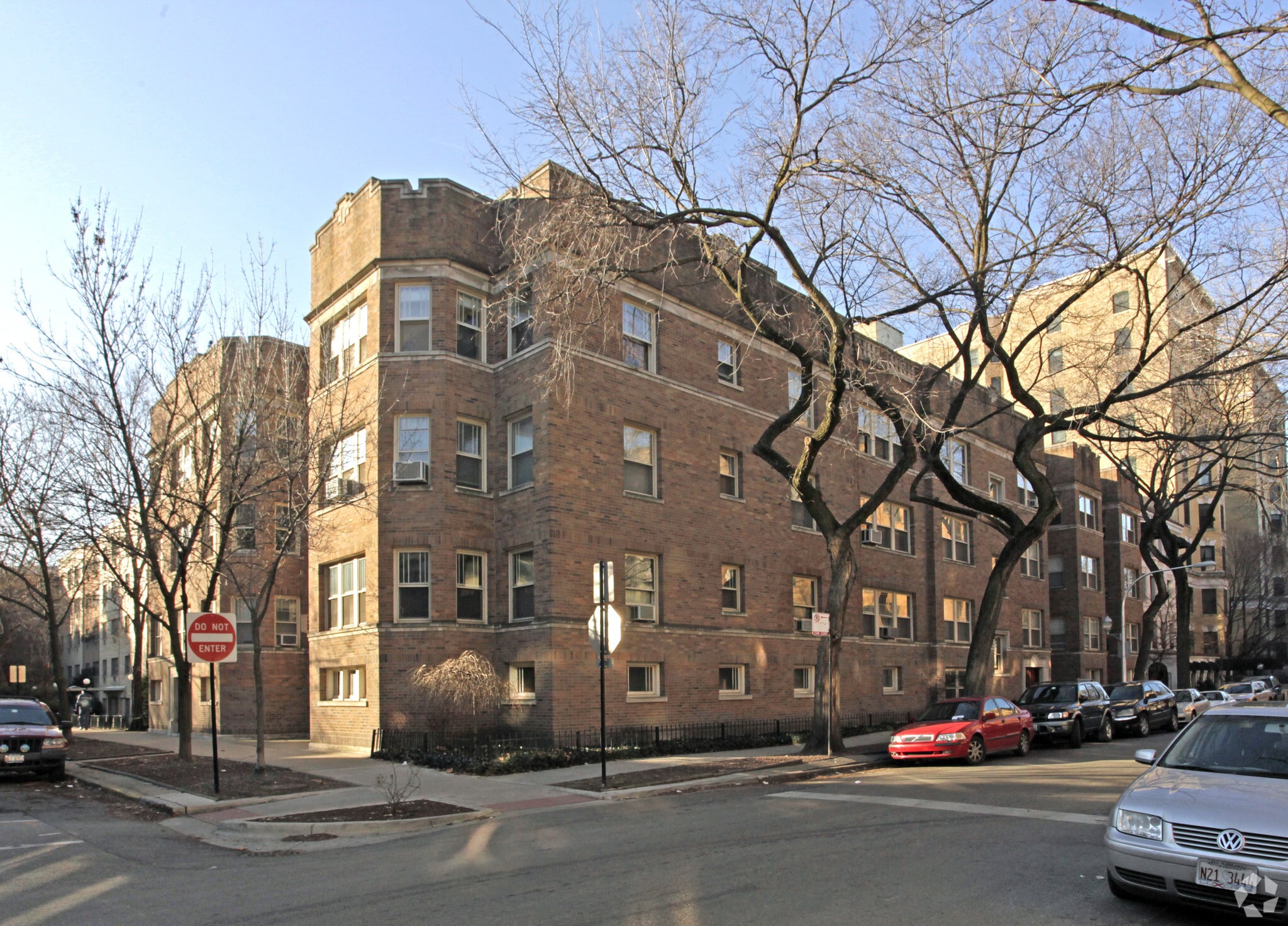 Surf and Cambridge Condominiums