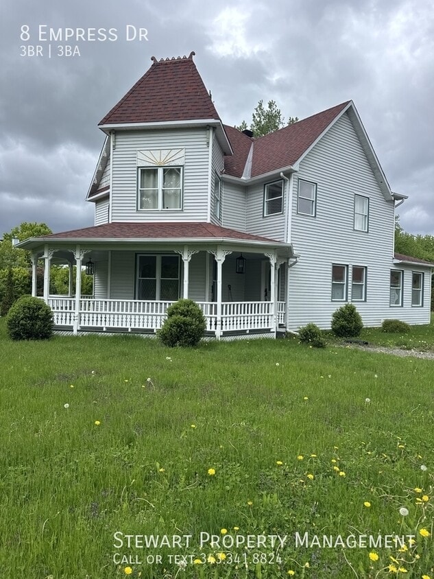 Primary Photo - 8 Empress Dr