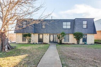 Building Photo - 8001 Carrick St