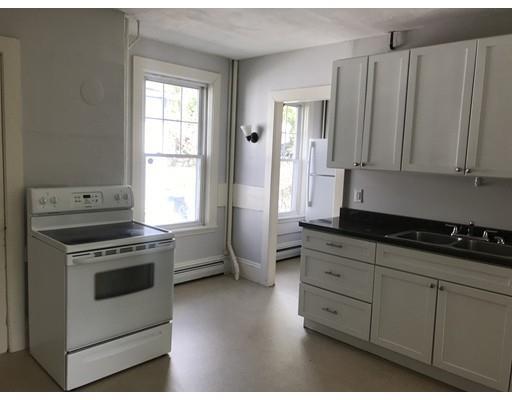 Building Photo - 40 Central St