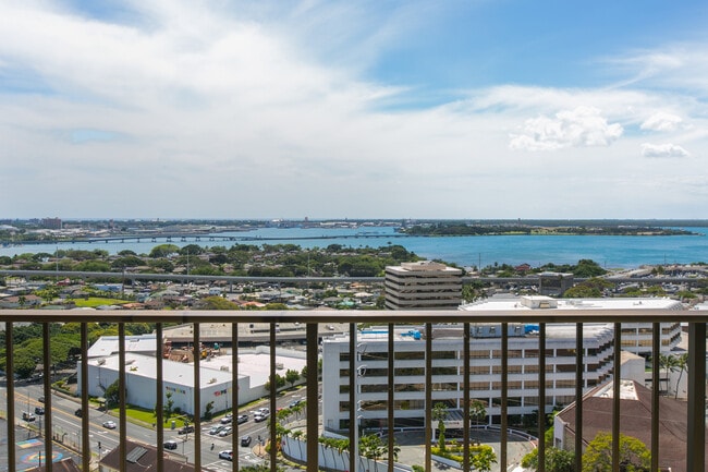 Building Photo - 98-351-351 Koauka Loop