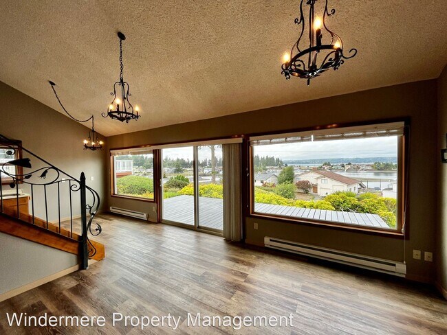 Foto del edificio - 2 br, 1 bath House - 38012 BAY STREET