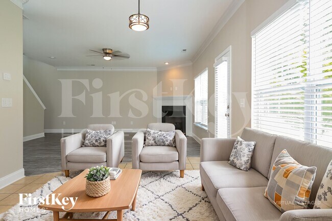 Foto del edificio - 5416 Esher Drive