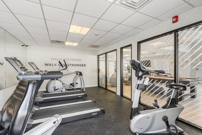 Foto del edificio - Chatham Hill Apartments