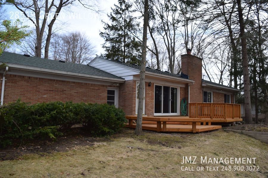 Foto principal - 28519 Green Willow Rd