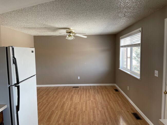 Dining room - 936 S Reed St