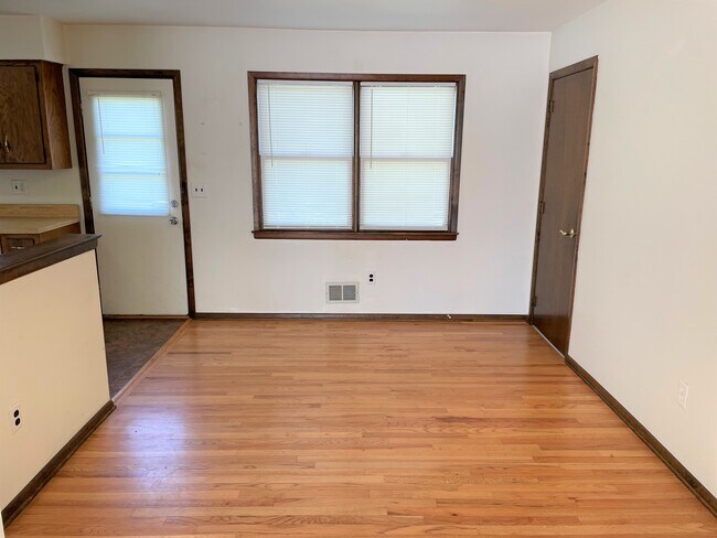 Foto del edificio - 944 Longboat Ave