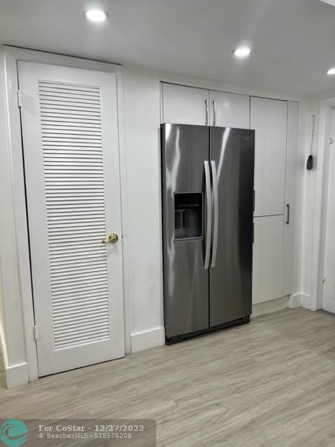 Foto del edificio - 8595 Sunrise Lakes Blvd