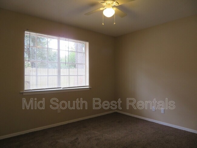 Foto del edificio - 3195 Ashwood St