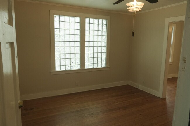 Foto del edificio - 831 Ashland St