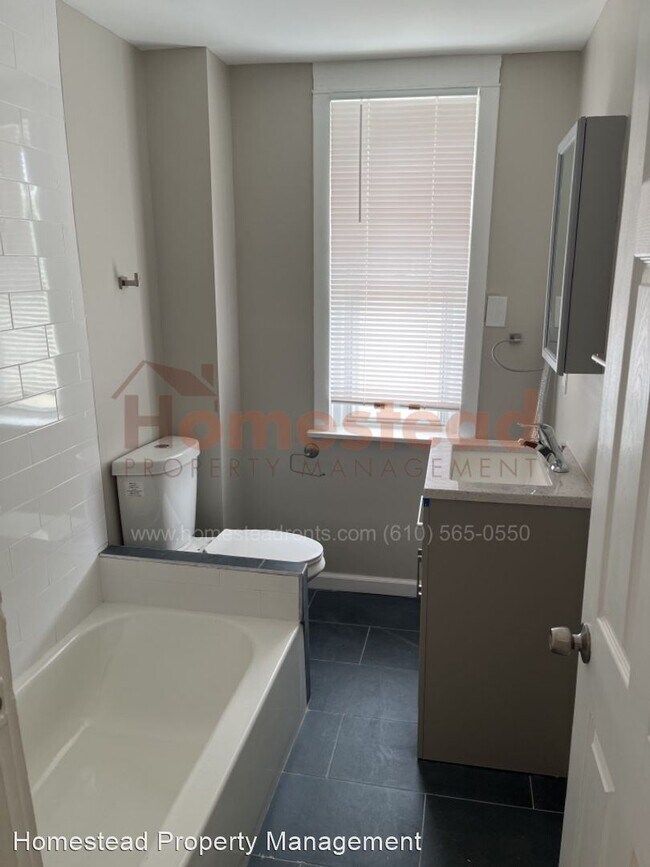 Foto del edificio - 2 br, 1 bath House - 7001 Clinton Rd