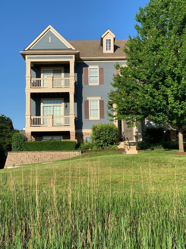 Building Photo - 1148 Orangery Ct