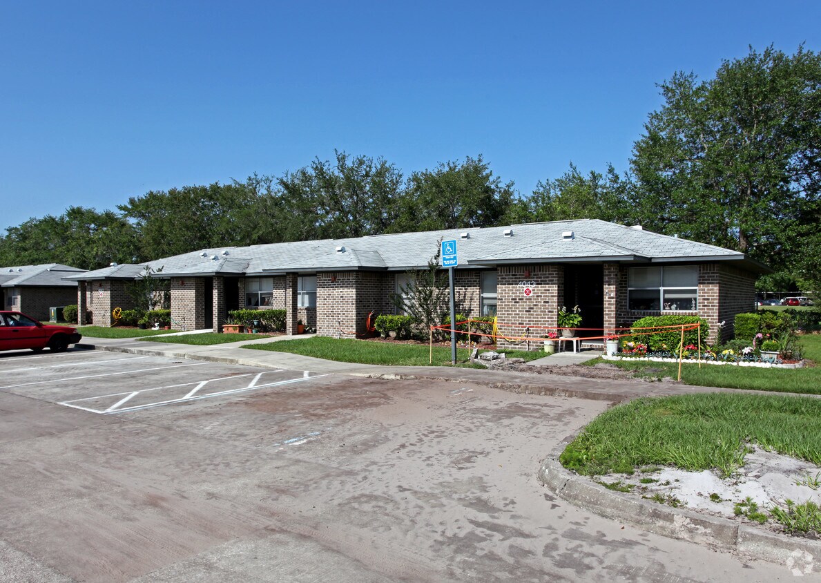 Foto principal - Inglewood Meadows Apartments