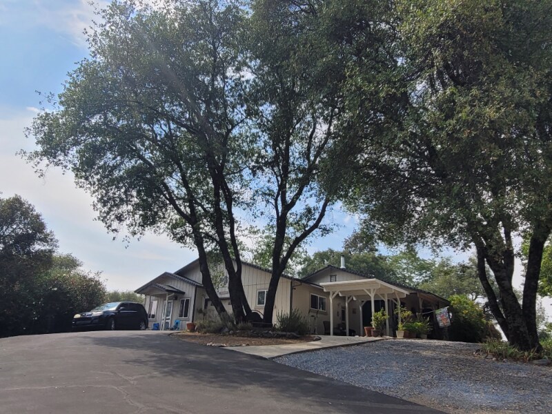 Primary Photo - 3700 Sweetwater Trail