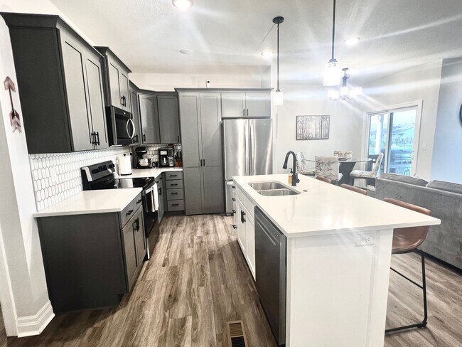 Foto del edificio - 5428 N St Paul Ct
