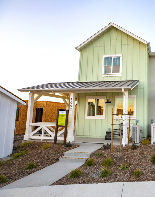 Foto principal - 1052 Stuart Way