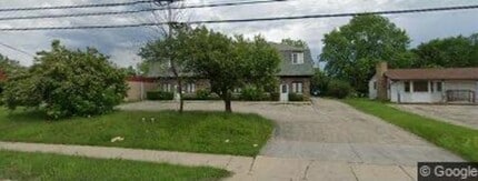 Building Photo - 1725 N Farnsworth Ave