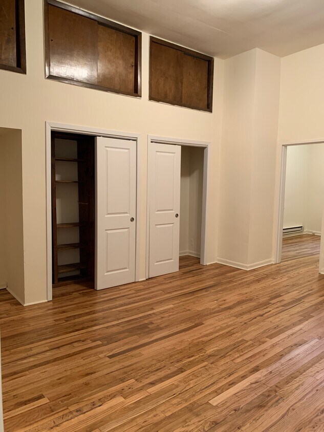 Foto principal - 269 W 73rd St
