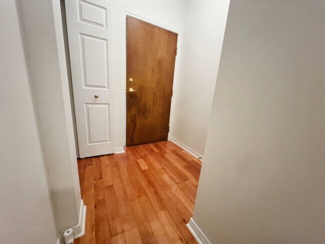 Photo du bâtiment - Suite 203-115 Richmond street East Toronto