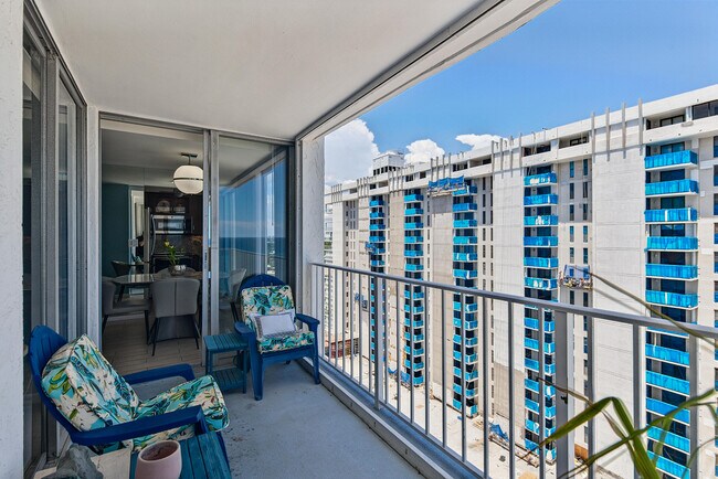 Foto del edificio - 1010 S Ocean Blvd
