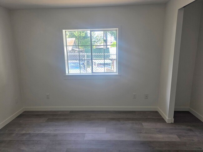 Foto del edificio - Home for Rent in West Seattle